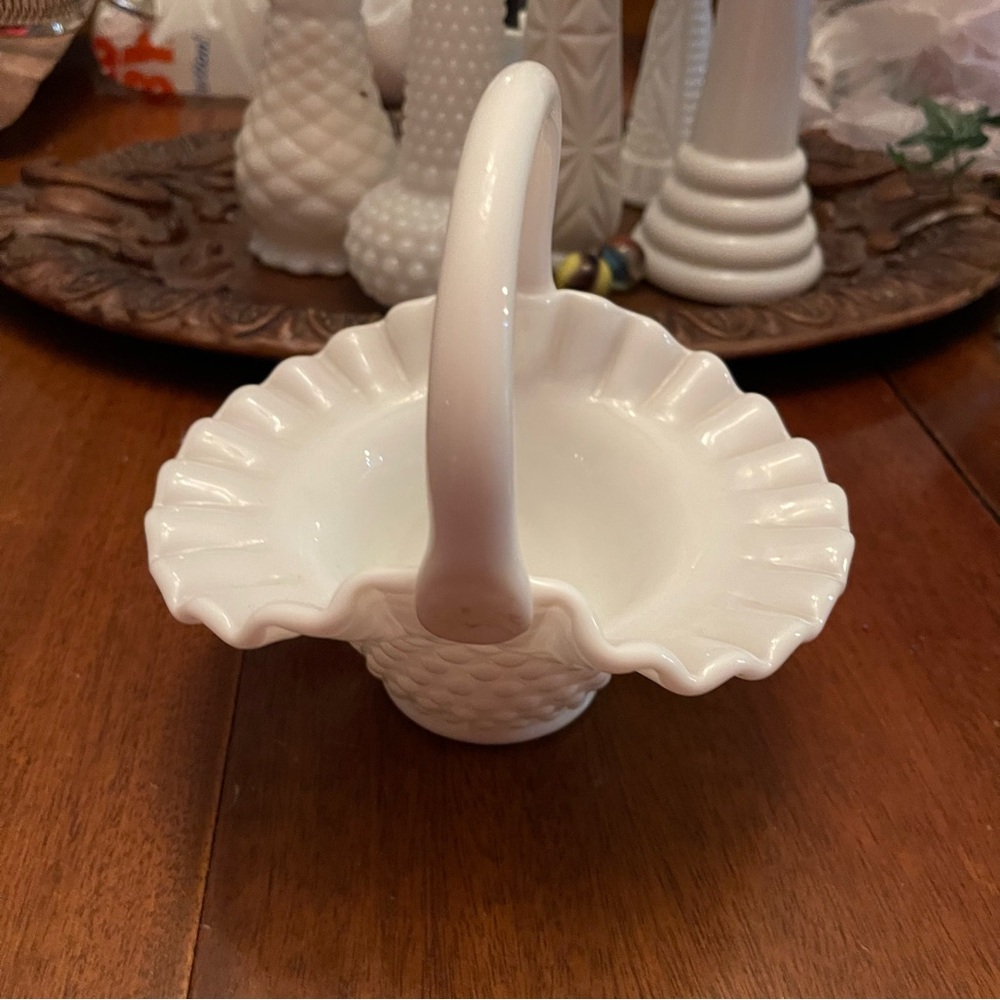 Vintage Fenton Hobnail Milk Glass bowl with handle. 7" EUC